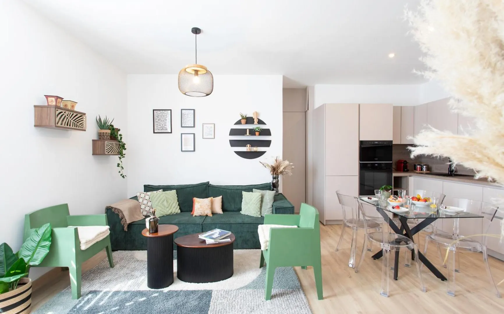 L52 2Bdr Massena Central, 2 Min From The Beach Ac Nice Apartmán